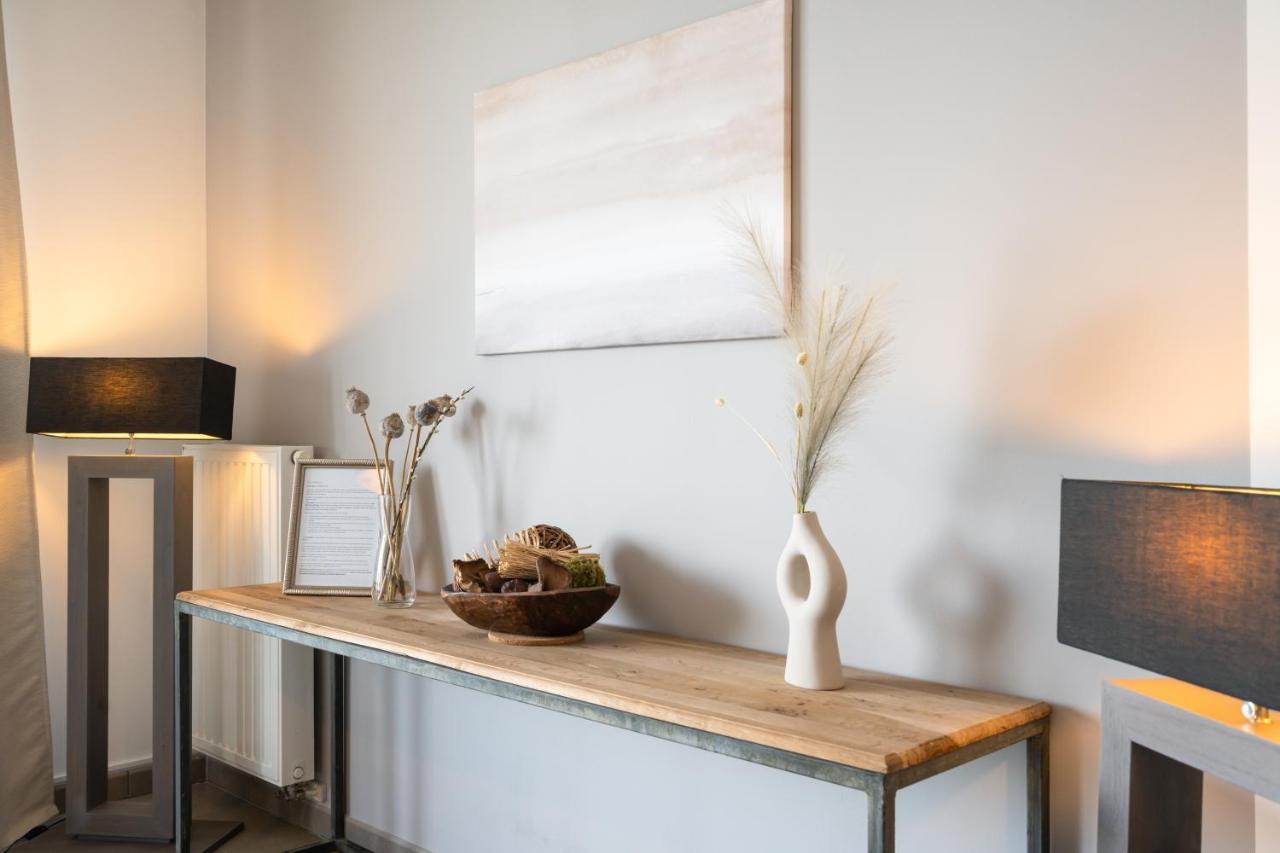 SHS HOMES-LUXE HIGHRISE, 2 BEDROOMS, KITCHEN, FREE PARKING, STUNNING VIEW, LARGE TARRASSE, WORKSPACE, Washer&Drider Hasselt Exterior foto
